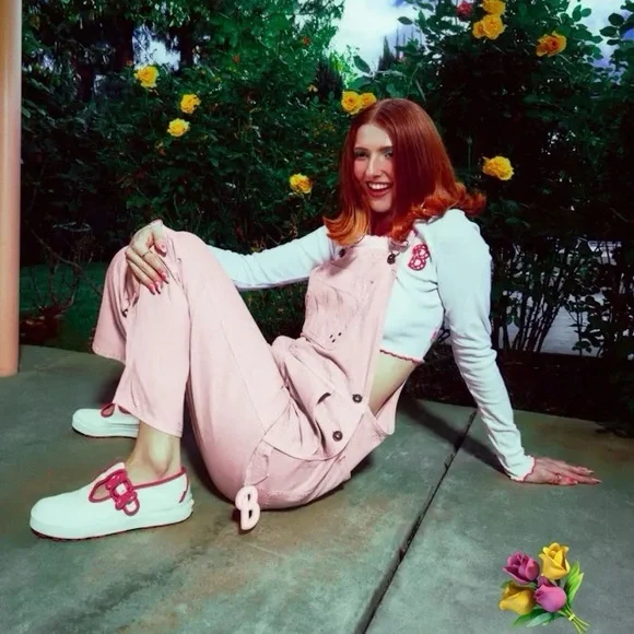 Vans X Barbie Style 93 DX Shoe - Picture 11 of 11